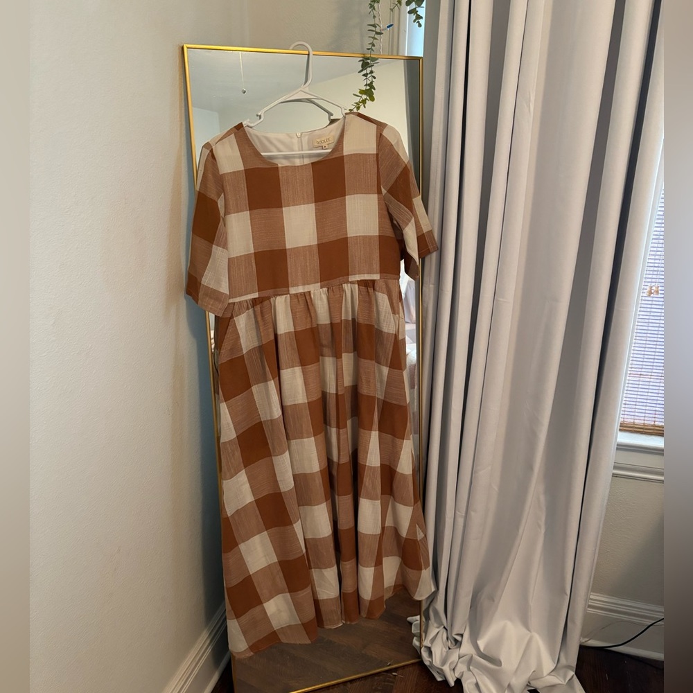 Roolee women’s midi dress, size medium
